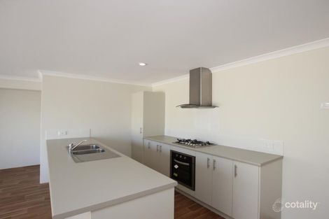 7/19 Muscari Cl, Seville Grove, WA 6112