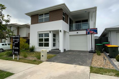 Property photo of 70 Ingall Loop Catherine Field NSW 2557