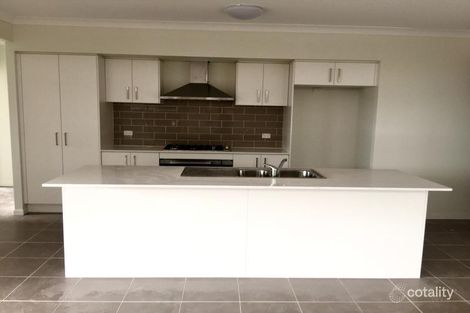 Property photo of 26 Howard Loop Oran Park NSW 2570