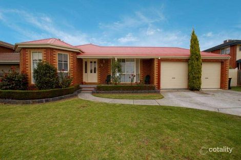 Property photo of 16 Impressa Close Langwarrin VIC 3910