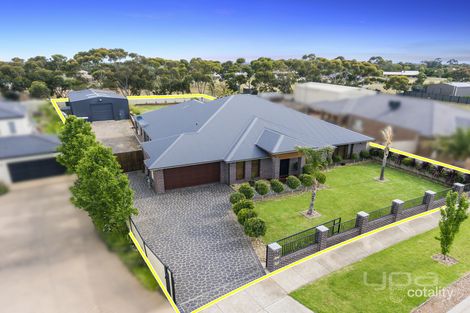 Property photo of 39 Highfield Way Kurunjang VIC 3337