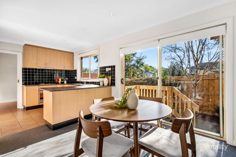 Property photo of 2/123 Mountain View Road Briar Hill VIC 3088