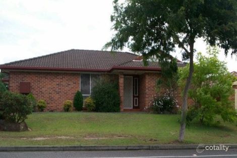 2/99 Gorokan Dr, Lake Haven, NSW 2263