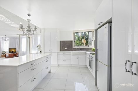 Property photo of 11/40 Watson Esplanade Surfers Paradise QLD 4217