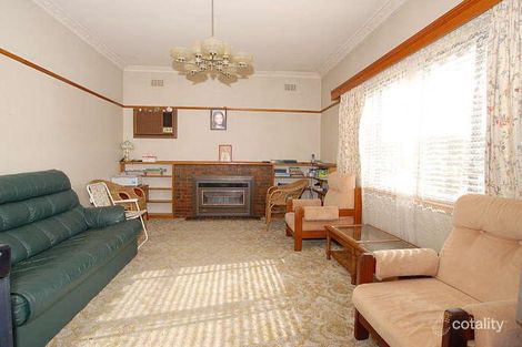 Property photo of 4 Clapham Avenue Springvale VIC 3171