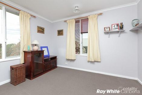 Property photo of 22 Baracchi Crescent Giralang ACT 2617