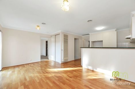 Property photo of 5/15-17 Chipperfield Circuit Gordon ACT 2906