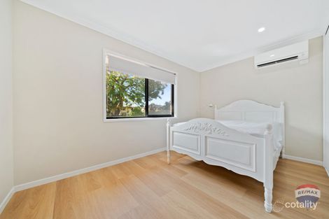 Property photo of 19 Sunderland Street Macgregor QLD 4109