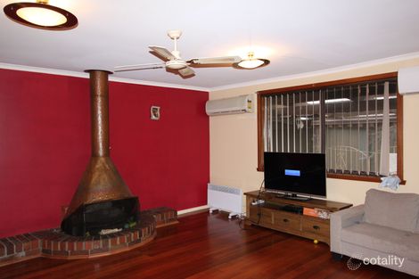 Property photo of 32 Dover Street Albanvale VIC 3021