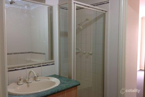 Property photo of 2/19-21 Maculata Drive Cranbourne West VIC 3977