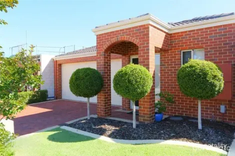 Property photo of 4 Hourn Way Canning Vale WA 6155