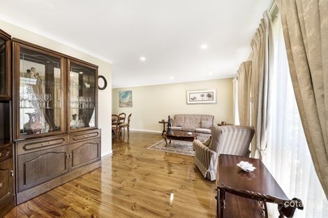 Property photo of 21 Quirk Court Endeavour Hills VIC 3802