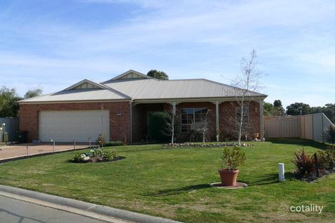 11 Kingfisher Dr W, Moama, NSW 2731
