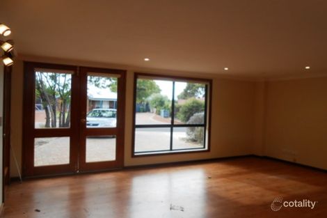 Property photo of 41 Brookland Loop Dunsborough WA 6281