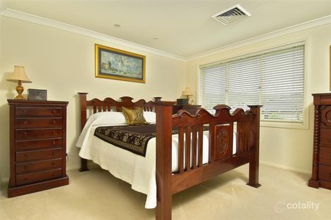Property photo of 10 Waterside Grove Warriewood NSW 2102