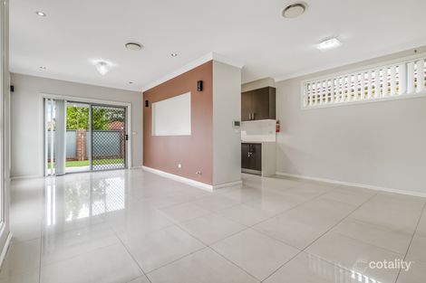 Property photo of 1/56 Tungarra Road Girraween NSW 2145