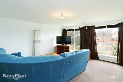 Property photo of 3 Young Street Breakwater VIC 3219