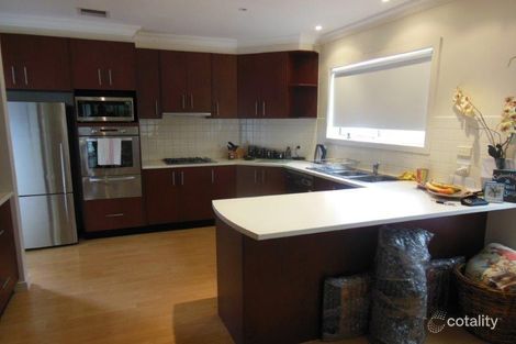 Property photo of 1/1 Kilburn Street Strathmore VIC 3041