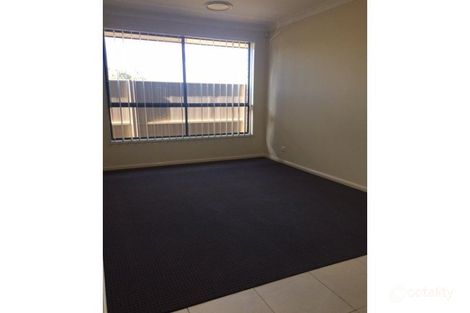 Property photo of 5 Harland Road Spring Farm NSW 2570