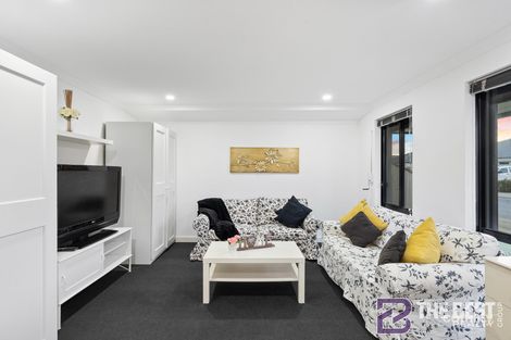 Property photo of 21 Lanciano Way Piara Waters WA 6112