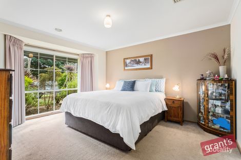 Property photo of 7 Warwickshire Court Narre Warren VIC 3805