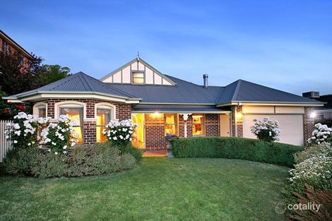 Property photo of 10 Parklink Place Ringwood North VIC 3134