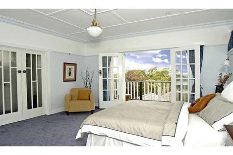 Property photo of 26 Redesdale Road Ivanhoe VIC 3079