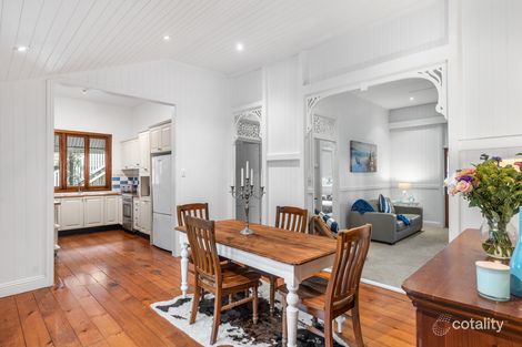 Property photo of 17 Tingal Road Wynnum QLD 4178