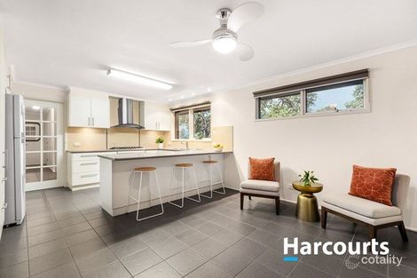 Property photo of 1 Hartington Drive Wantirna VIC 3152