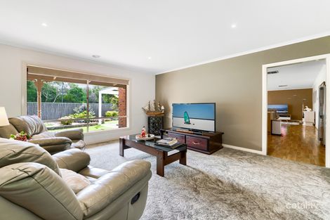 Property photo of 2 Galway Place Cranbourne VIC 3977