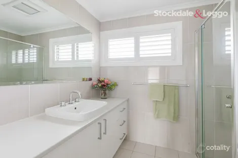 Property photo of 5 Campbell Court Darley VIC 3340