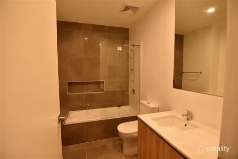 Property photo of 17 Evergreen View Robina QLD 4226
