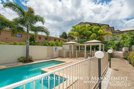 Property photo of 2/13D Wyndham Avenue Southport QLD 4215