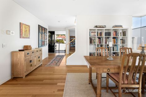 Property photo of 16 Midvale Lane Teneriffe QLD 4005