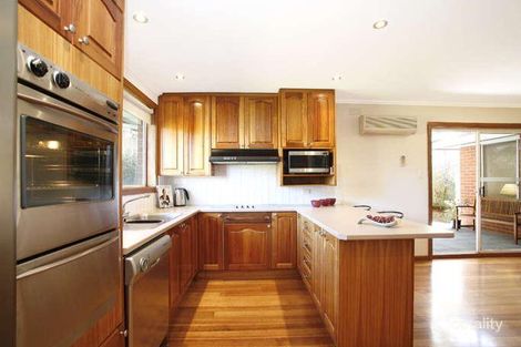 Property photo of 2 Bunyarra Court Greensborough VIC 3088