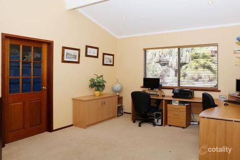 Property photo of 10 St Ives Loop Kallaroo WA 6025