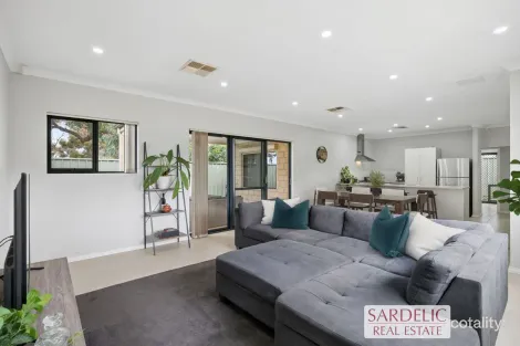 102B WALPOLE ST, BENTLEY, WA 6102