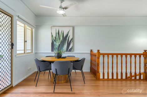 Property photo of 4/32 Wooloowin Avenue Wooloowin QLD 4030