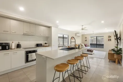 31 Aspen Way, Arundel, QLD 4214