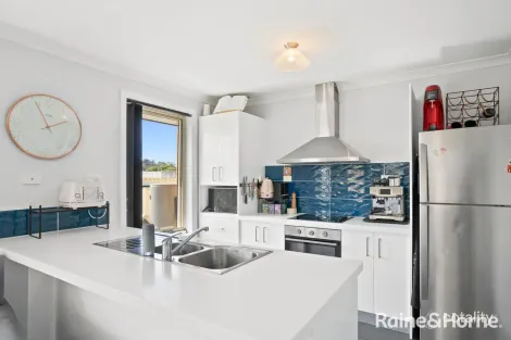 Property photo of 2/32 Henry Street Triabunna TAS 7190