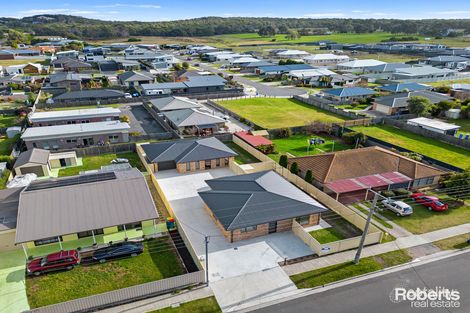 2/76 Alexander St, Shearwater, TAS 7307