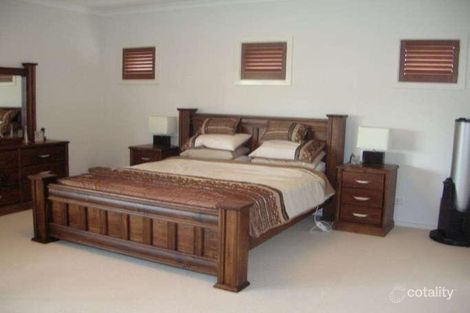 Property photo of 14 Barton Drive Sandhurst VIC 3977