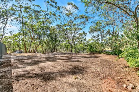 2 Peppermint Ave, Belair, SA 5052