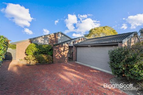8 Larool Cl, Doncaster East, VIC 3109