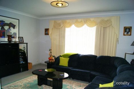 Property photo of 4 Delphin Court Narre Warren VIC 3805