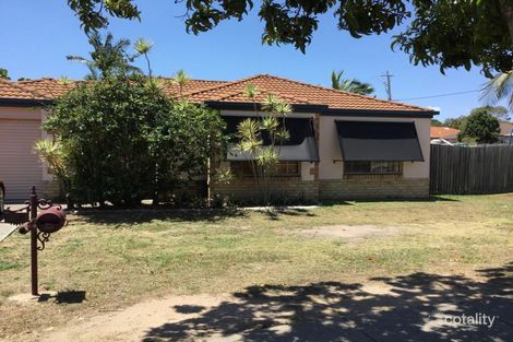 36 School Rd, Wynnum West, QLD 4178