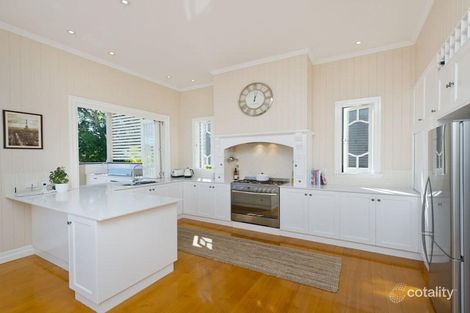 Property photo of 11 Young Street Red Hill QLD 4059