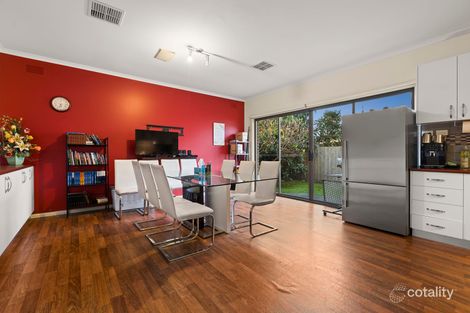 Property photo of 157 Kingsclere Avenue Keysborough VIC 3173