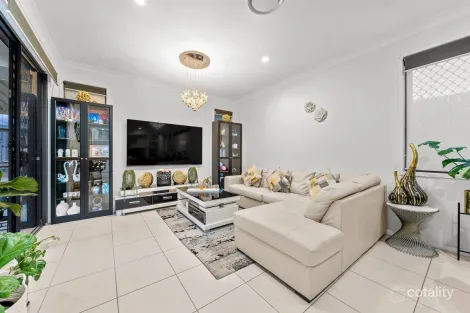 Property photo of 27 Ferdinando Street Pallara QLD 4110