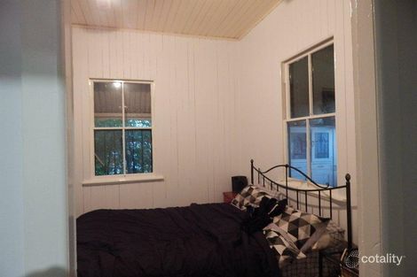 Property photo of 28 Walsh Street Newtown QLD 4305